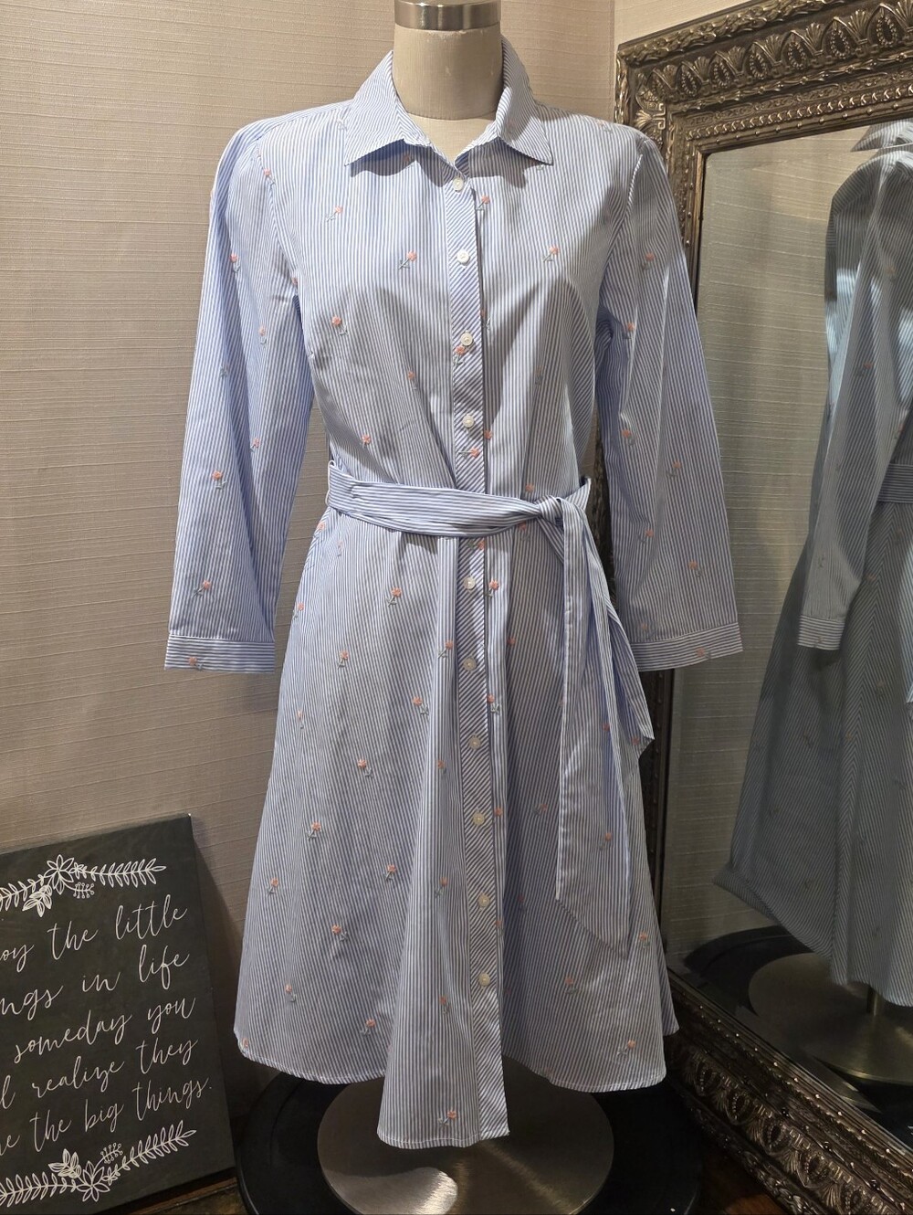 Tommy Hilfiger • The 'Allover Floral Striped Midi Shirtdress'. Sz 6. NWOT.